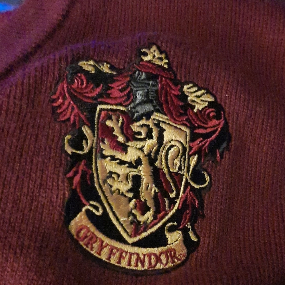 Warner Bros. Gryffindor Burgundy Cardigan 0534
